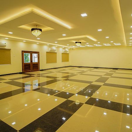 Tpc Camphor Hotel Tiruchirappalli Екстериор снимка
