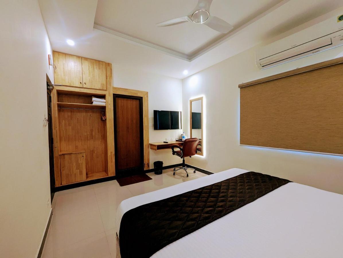 Tpc Camphor Hotel Tiruchirappalli Екстериор снимка