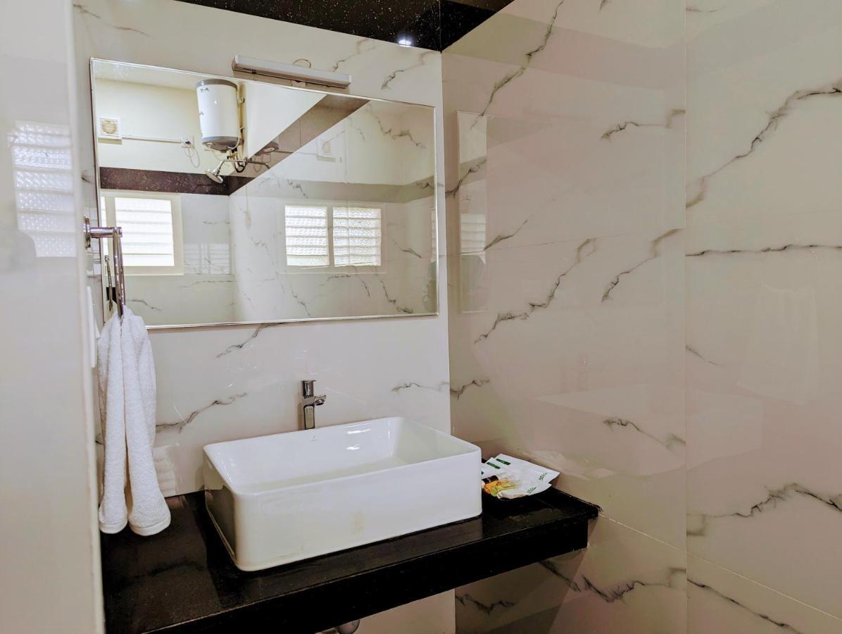 Tpc Camphor Hotel Tiruchirappalli Екстериор снимка