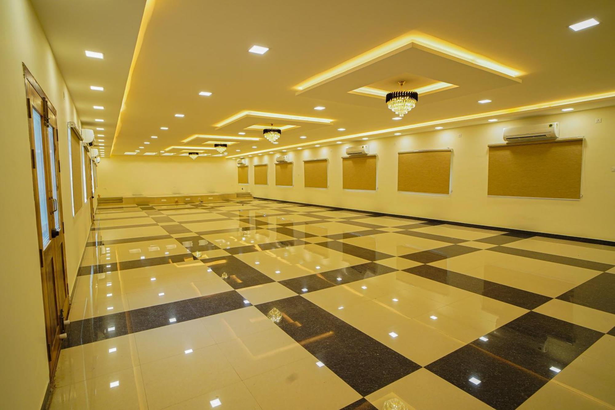 Tpc Camphor Hotel Tiruchirappalli Екстериор снимка