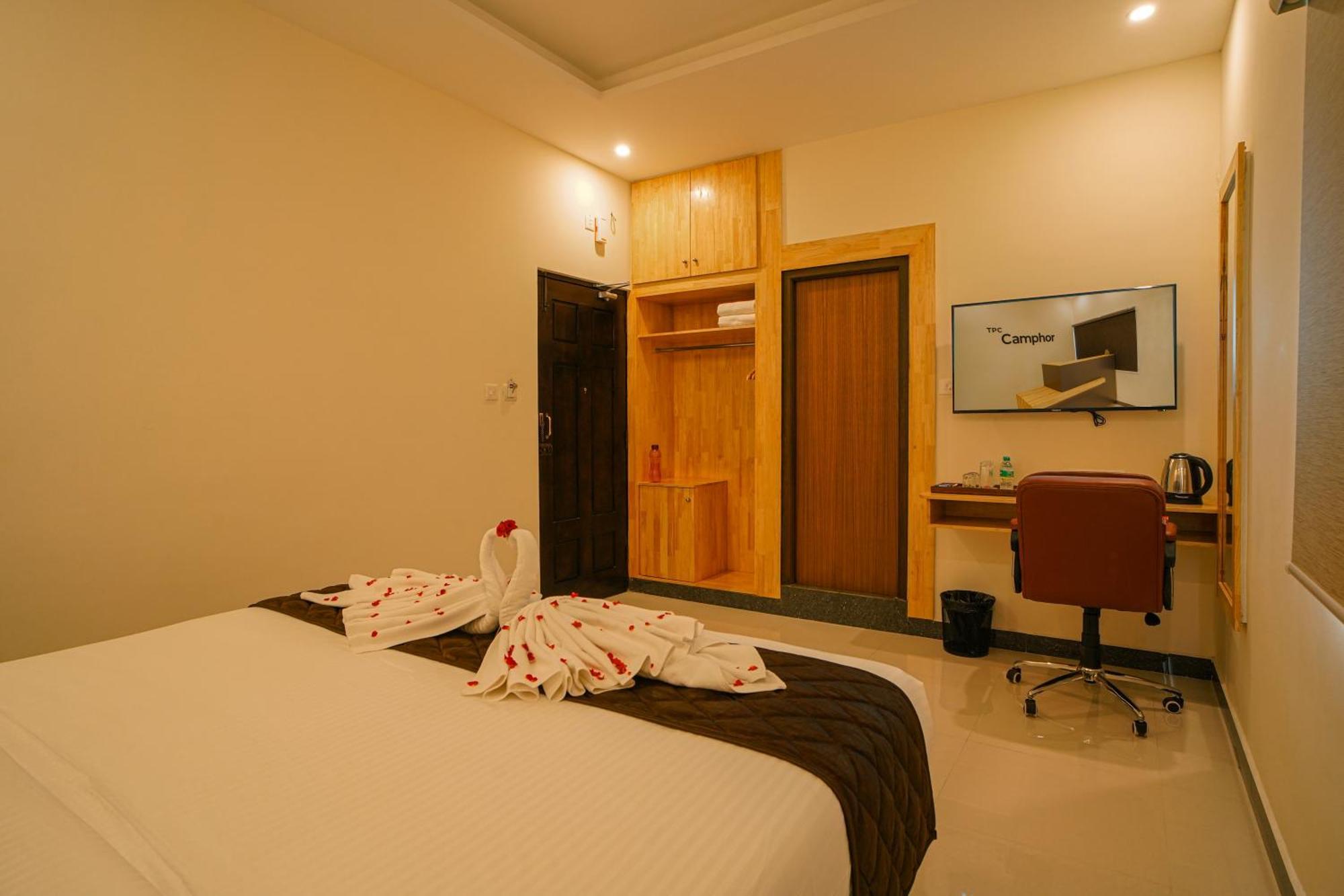 Tpc Camphor Hotel Tiruchirappalli Екстериор снимка