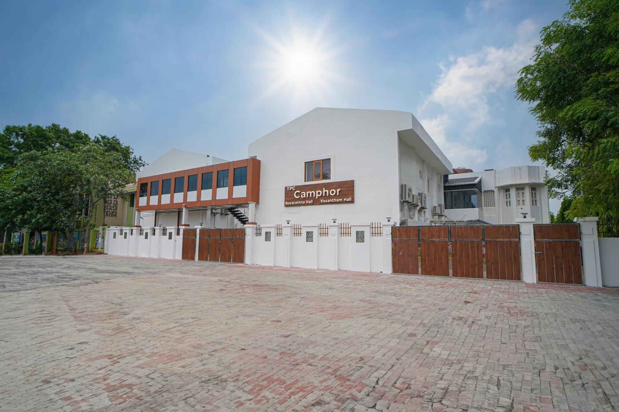 Tpc Camphor Hotel Tiruchirappalli Екстериор снимка